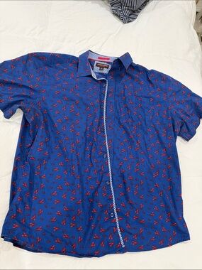 Men's Blue Short-Sleeve Button-Up Shirt Red Lobster pattern. JOHNSON AND MURPHY
